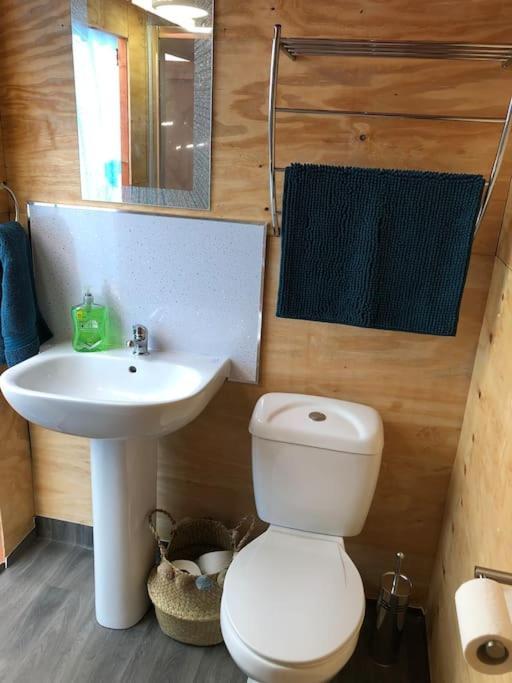 Cox Hill Glamping Benson Hotel Truro Buitenkant foto